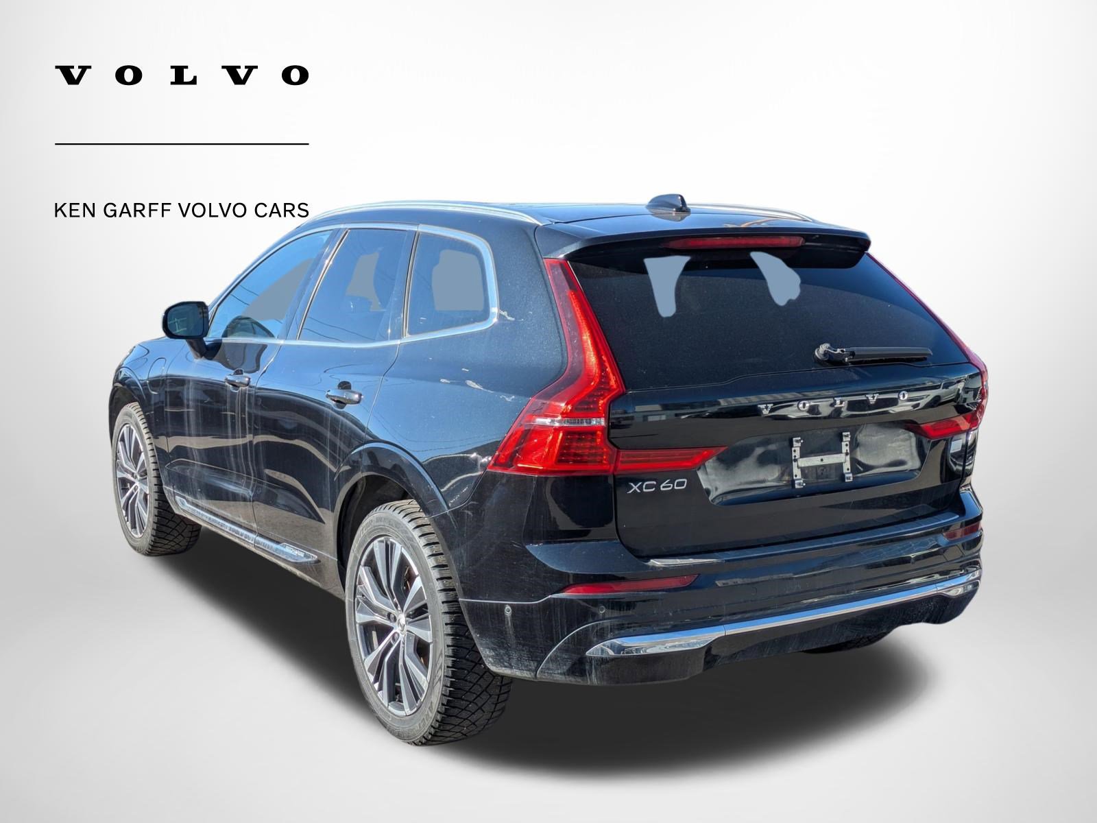 Used 2022 Volvo XC60 T8 Inscription Expression w/ Advanced Package image 5