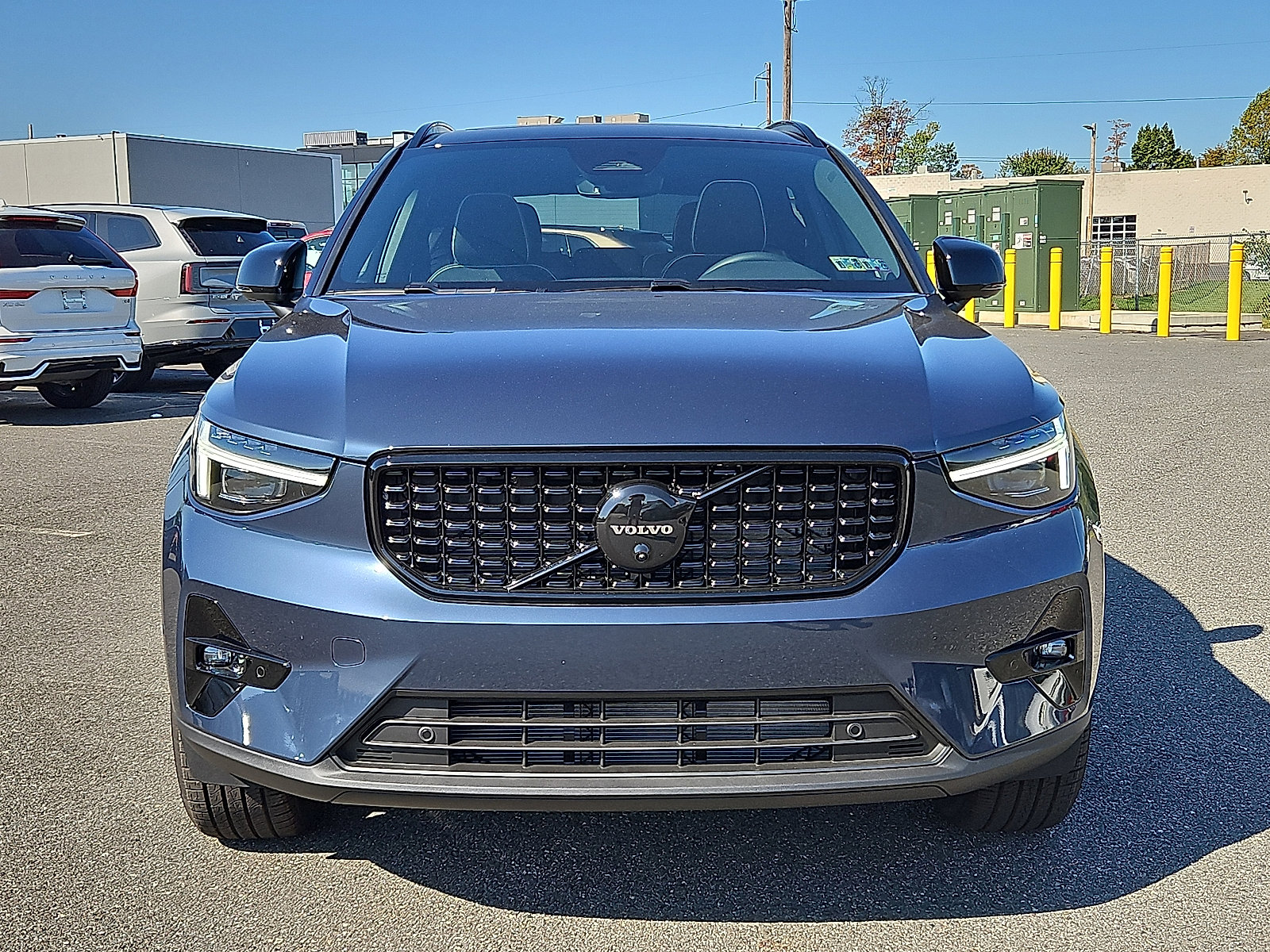 New 2026 Volvo XC40 B5 Ultra w/ Protection Package Premier AWD/4WD image 2
