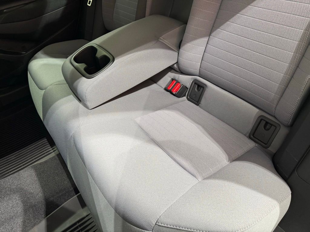 New 2026 Toyota Corolla SE FWD image 18