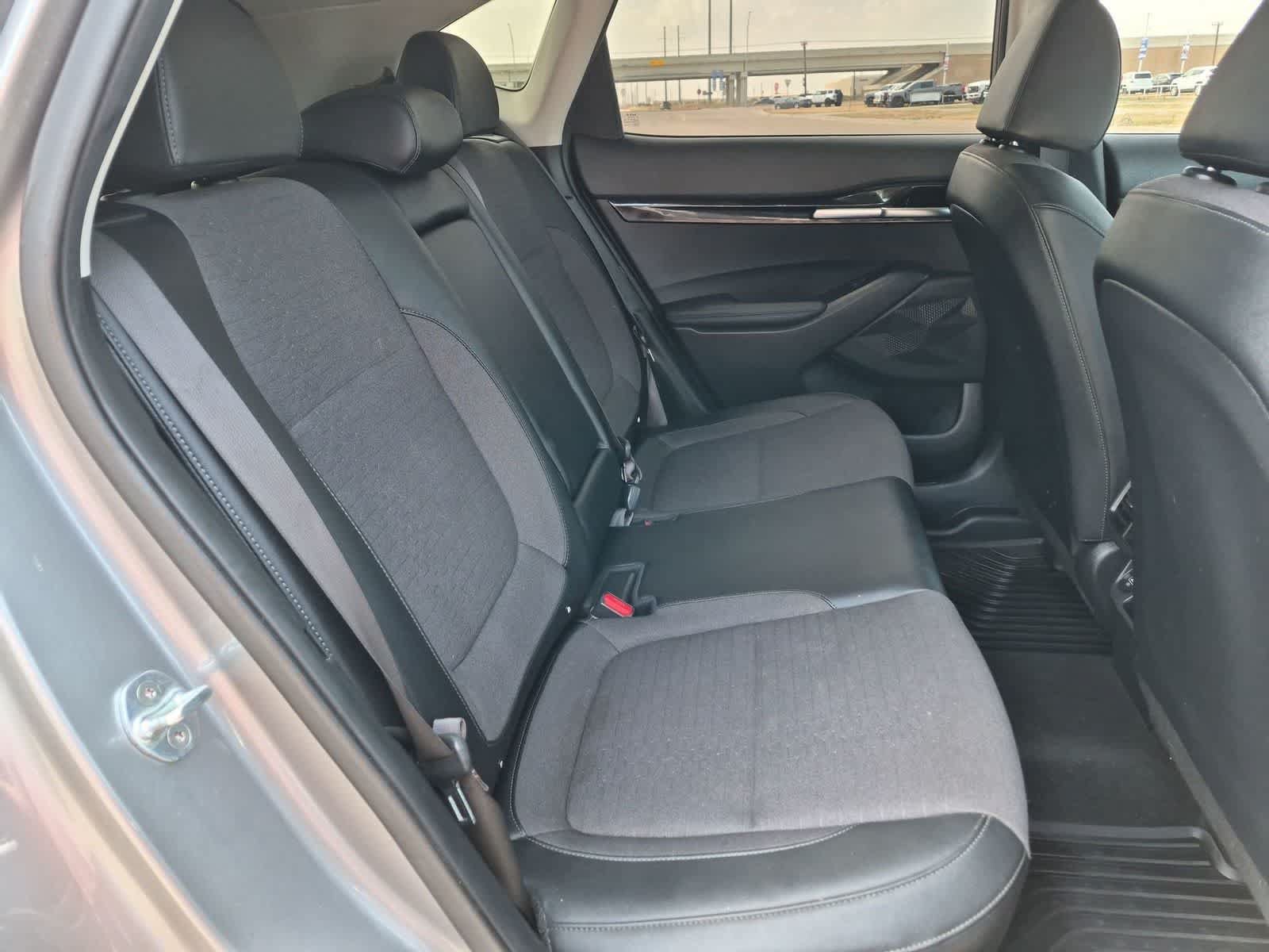 Used 2023 Kia Seltos S w/ Navigation Package FWD image 26