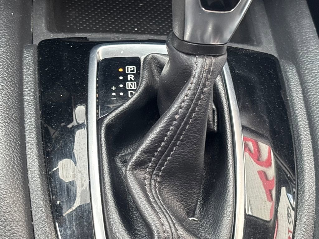 Used 2017 Nissan Rogue S image 14