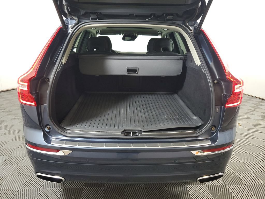 Used 2021 Volvo XC60 T5 Inscription FWD image 9