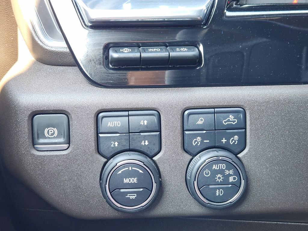 Used 2025 Chevrolet Silverado 2500 LTZ w/ Z71 Chrome Sport Edition AWD/4WD image 22