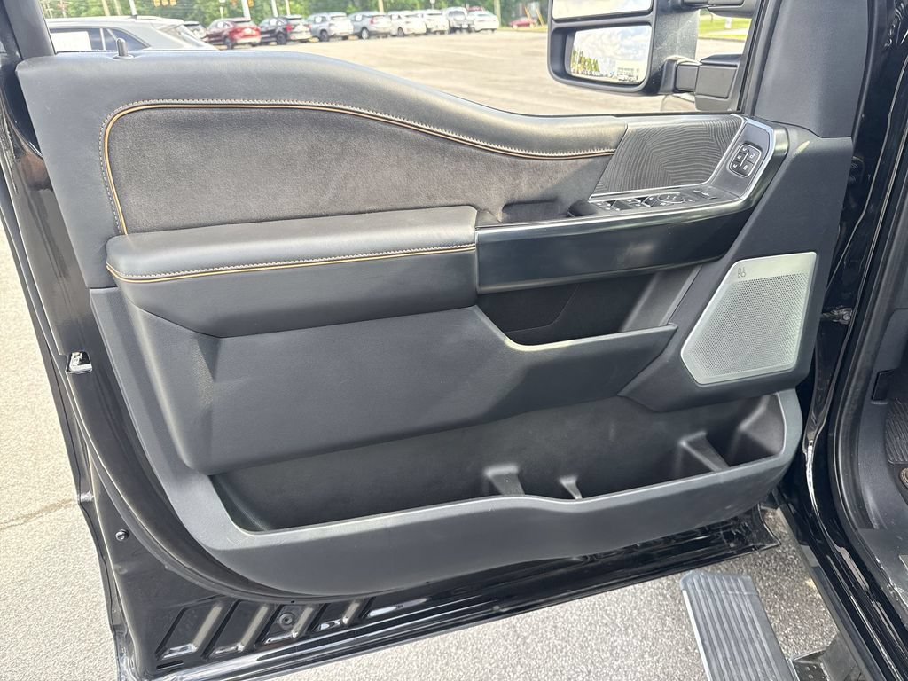 Used 2024 Ford F250 Platinum AWD/4WD image 21