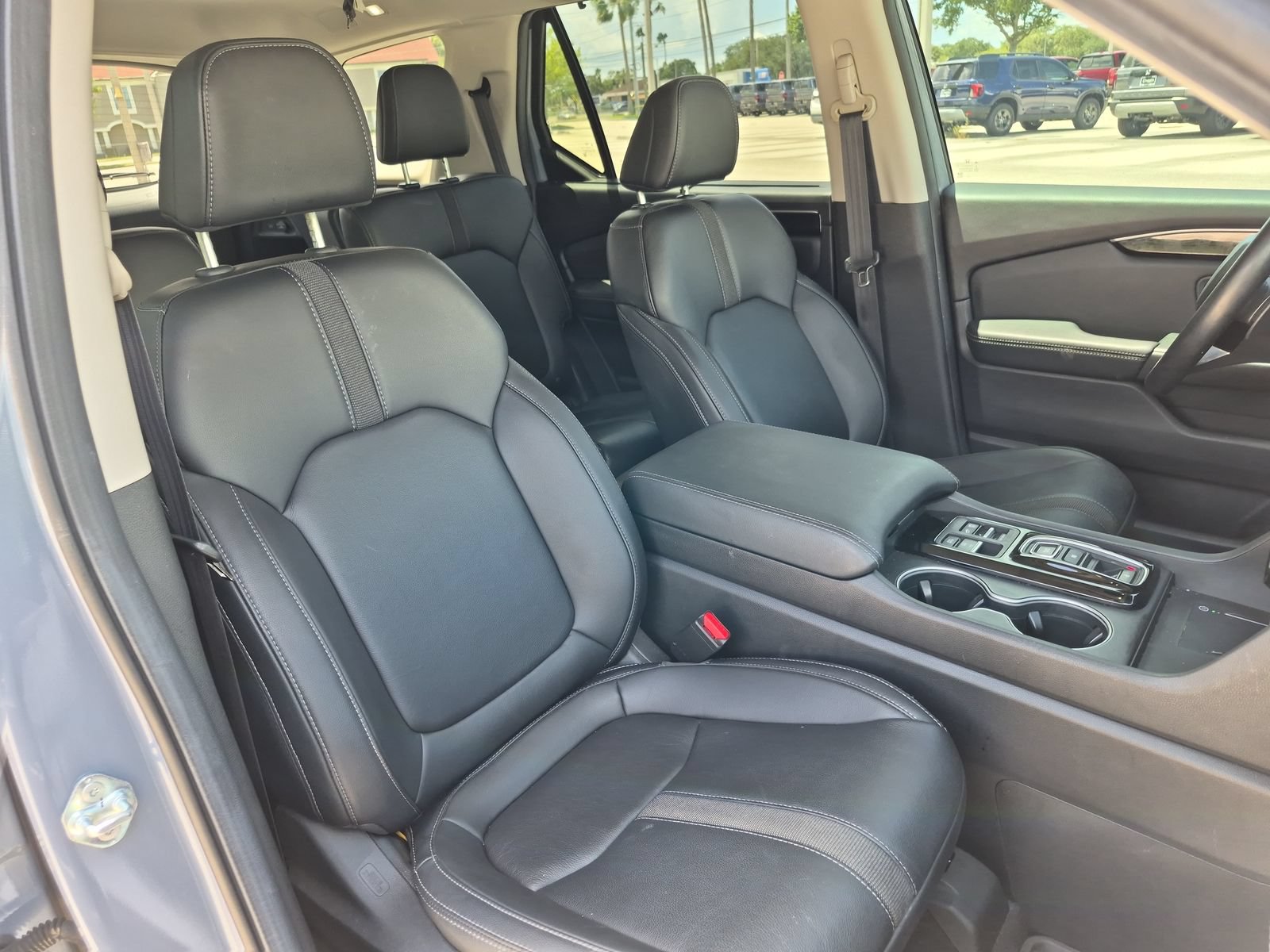 Used 2023 Honda Pilot Touring image 19