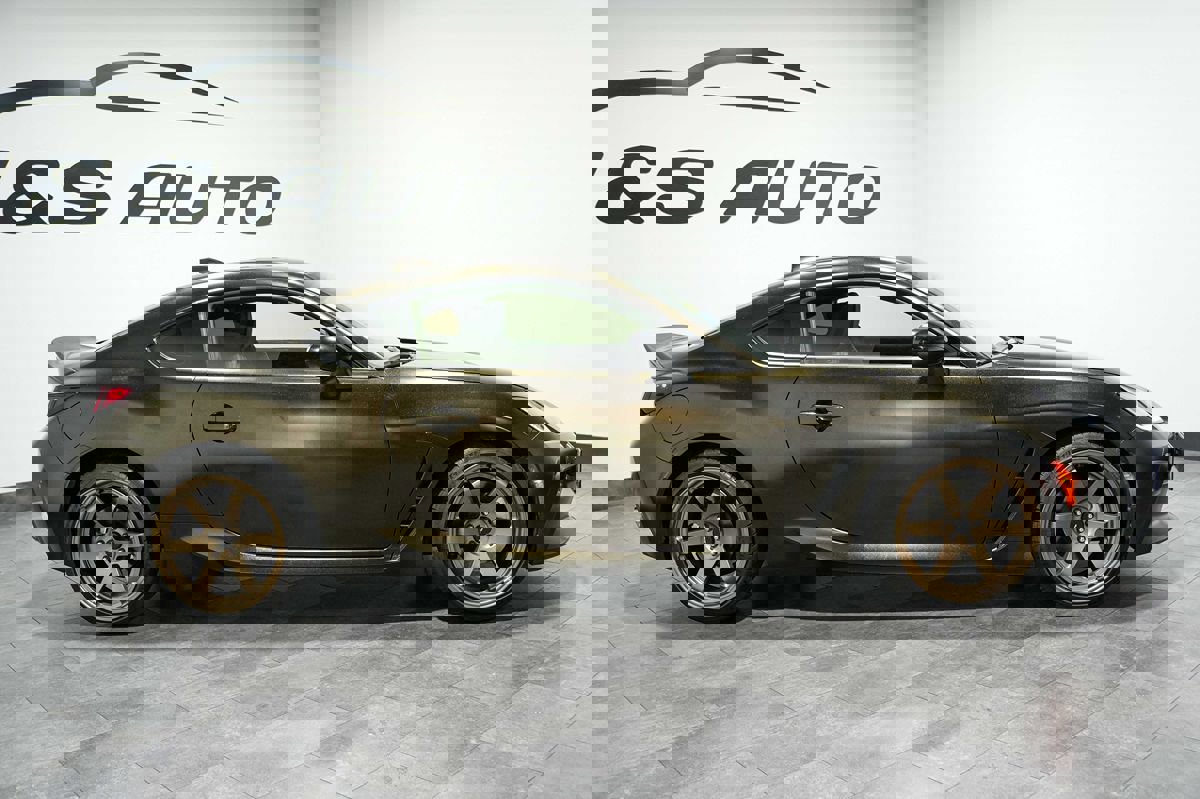 Used 2022 Toyota GR86 Premium w/ ALL Weather Mat Package (TMS) image 7