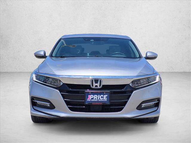 Used 2019 Honda Accord Touring image 2