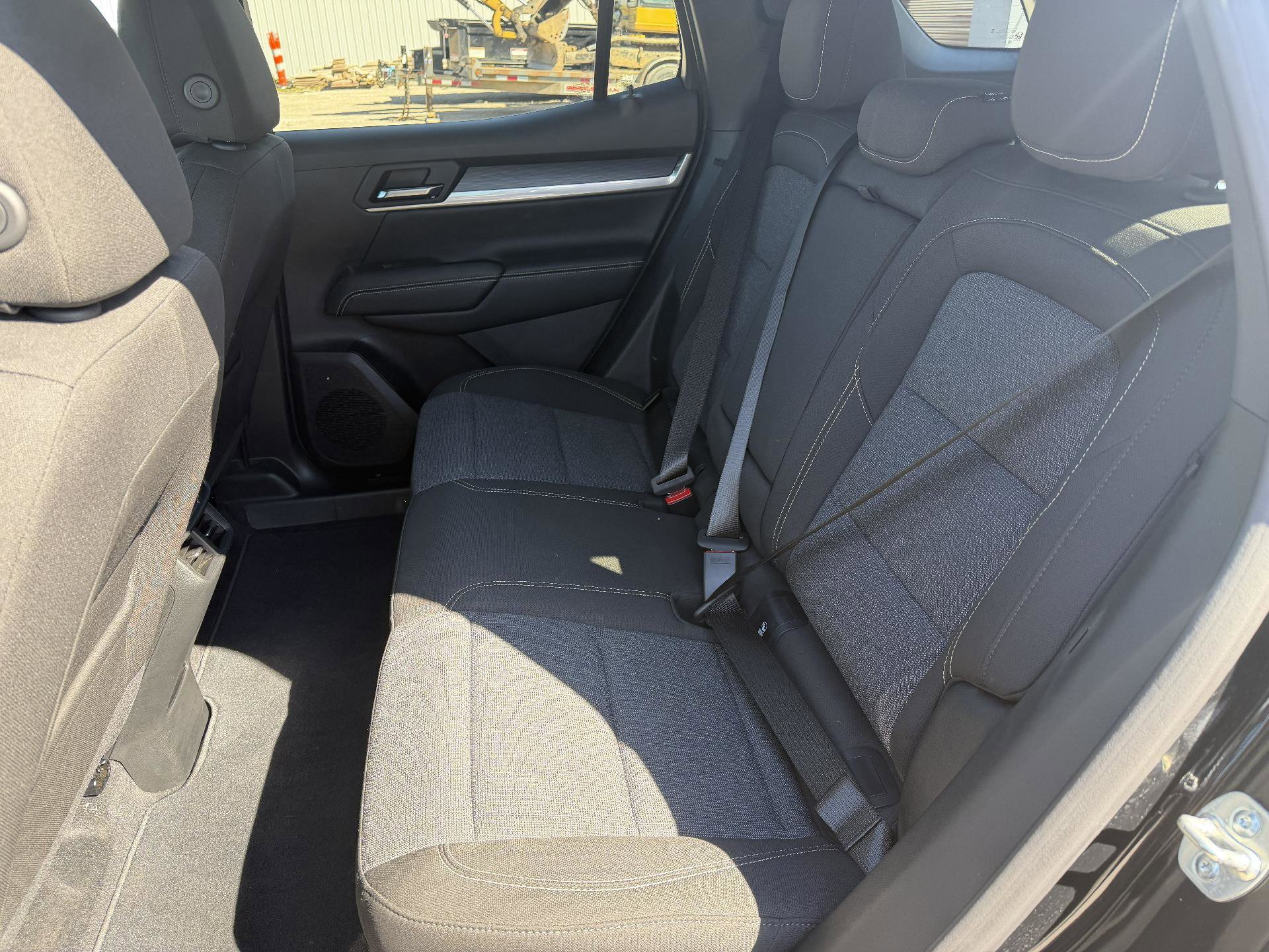 Used 2025 GMC Terrain Elevation w/ Technology Package II image 14