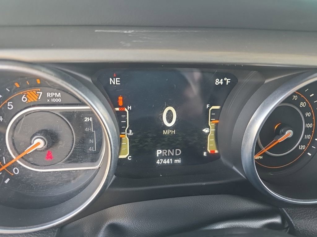 Used 2023 Jeep Wrangler Sahara image 13