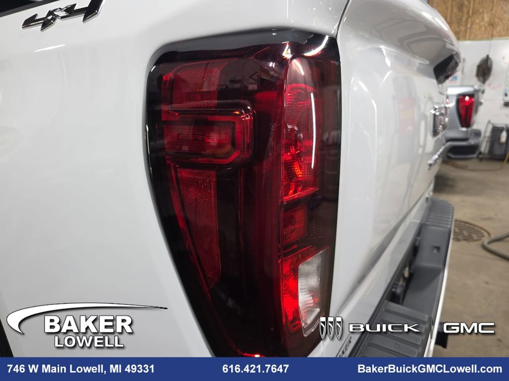 New 2026 GMC Sierra 1500 Elevation image 33