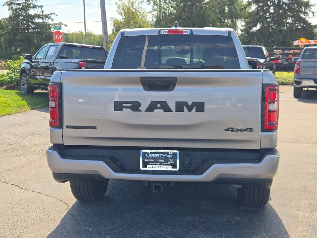 Used 2025 RAM 1500 Big Horn AWD/4WD image 12