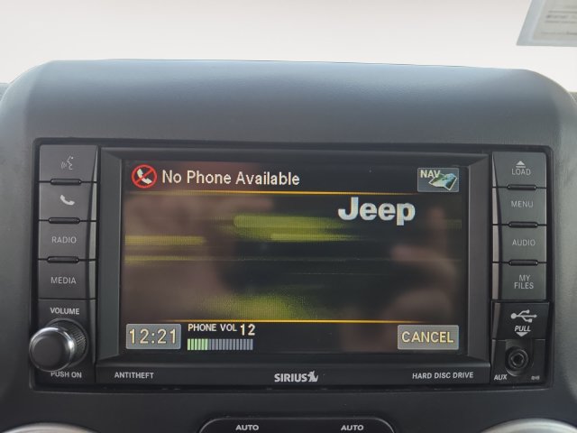 Used 2016 Jeep Wrangler Unlimited Sahara w/ Dual Top Group AWD/4WD image 21