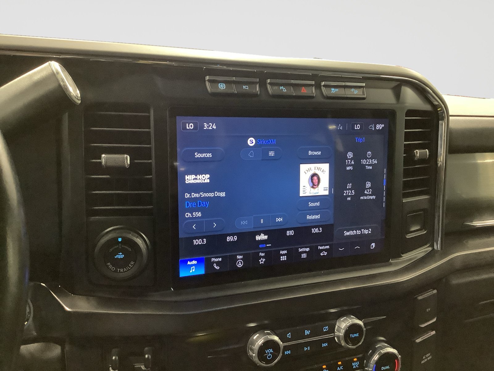 Used 2023 Ford F350 Lariat w/ Lariat Ultimate Package AWD/4WD image 17