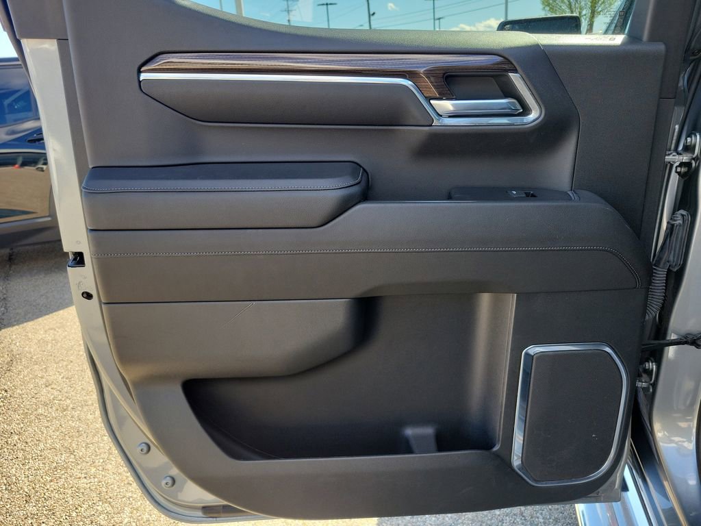 Used 2022 Chevrolet Silverado 1500 Custom image 16