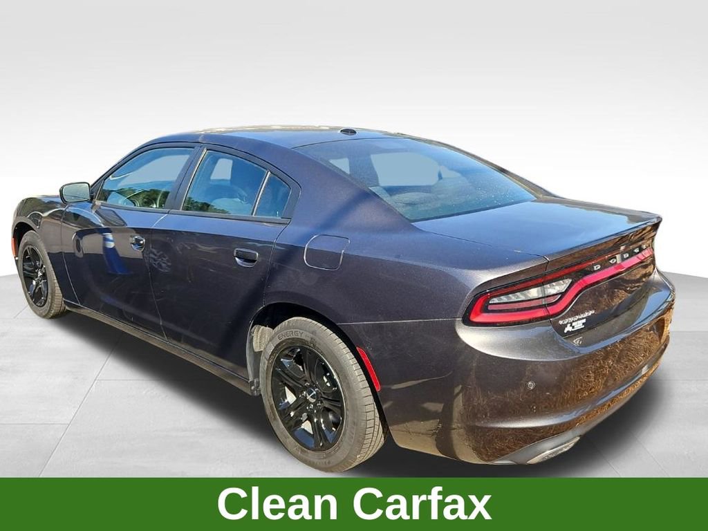 Used 2020 Dodge Charger SXT RWD image 4