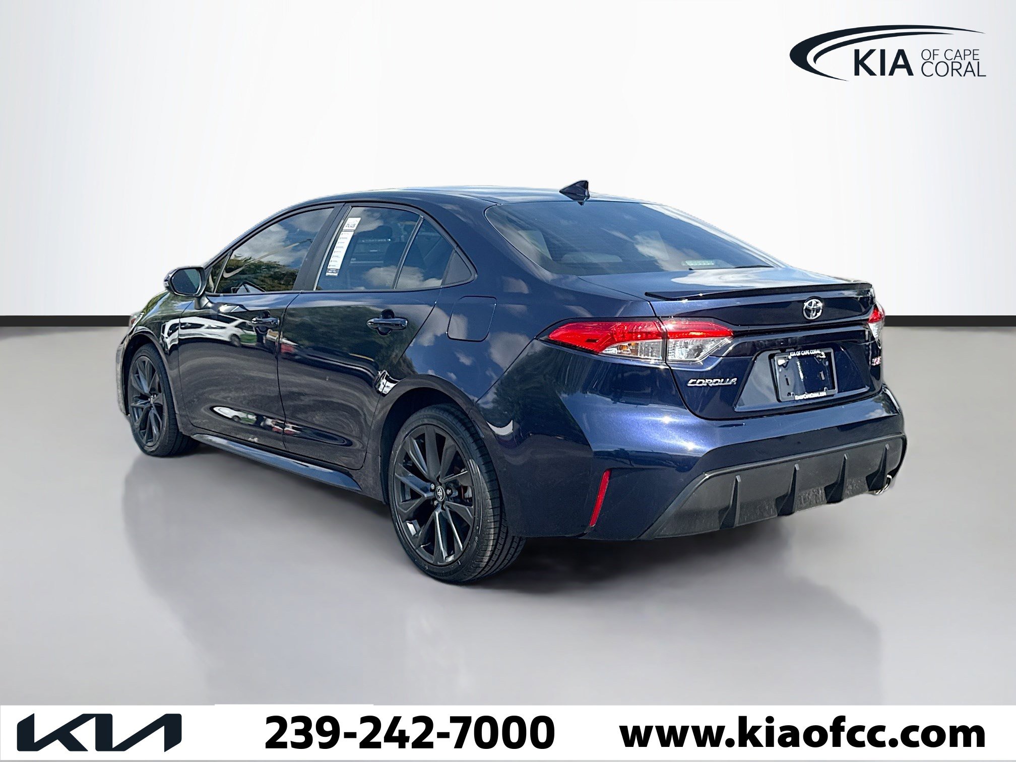 Used 2024 Toyota Corolla SE image 4