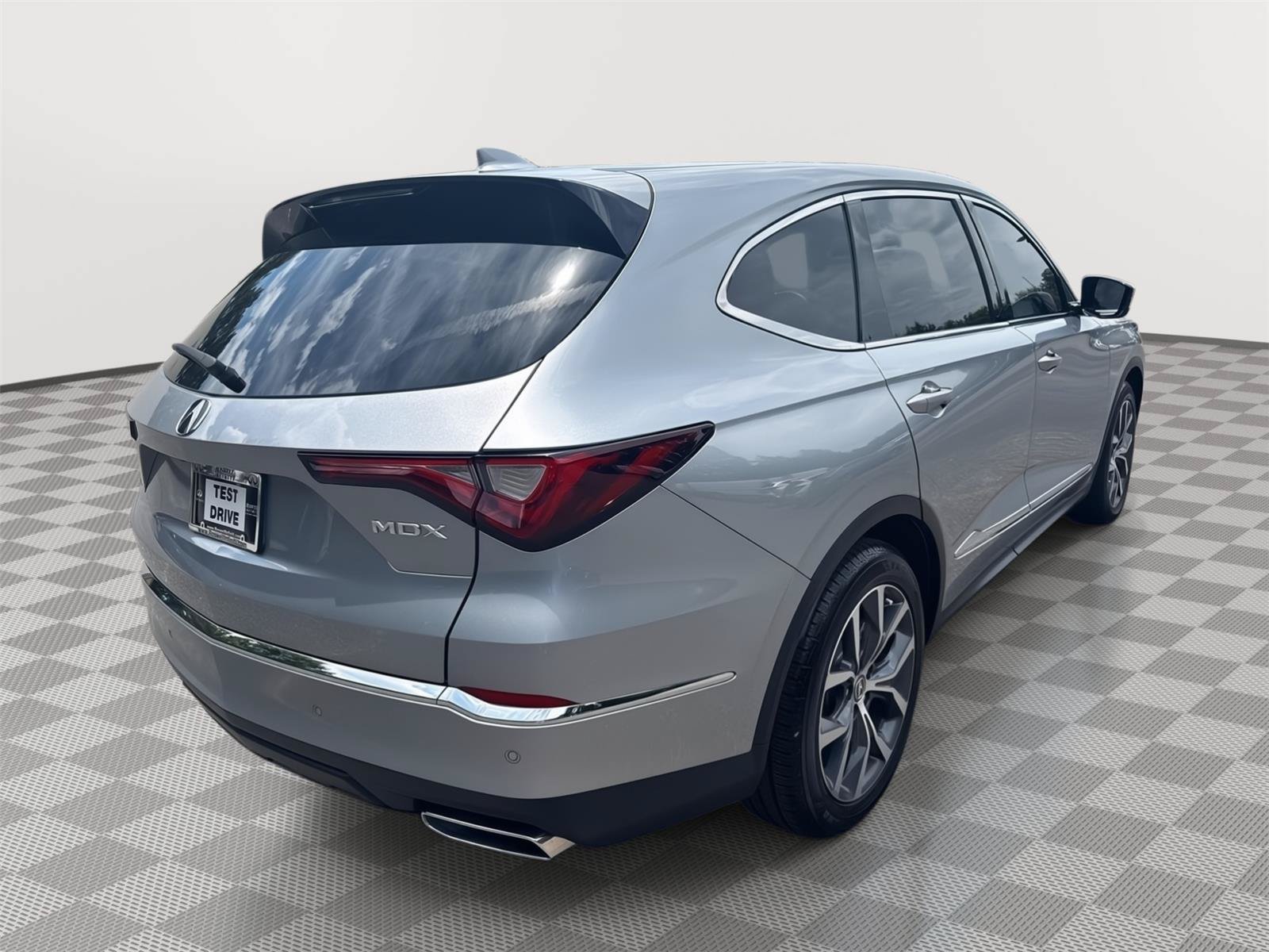 Used 2023 Acura MDX w/ Technology Package FWD image 6