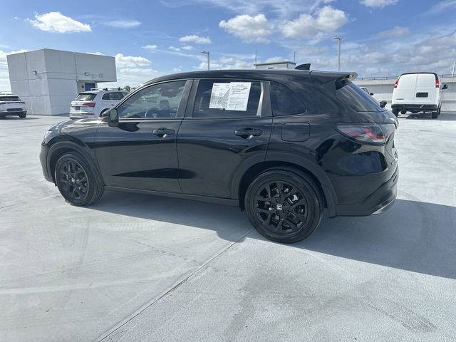 Used 2023 Honda HR-V Sport image 32