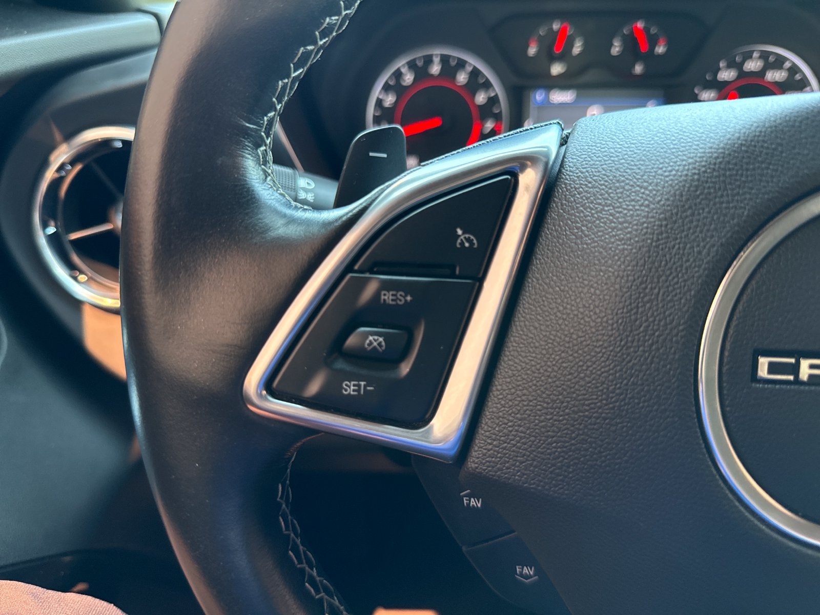 Used 2020 Chevrolet Camaro LT w/ Redline Edition RWD image 29