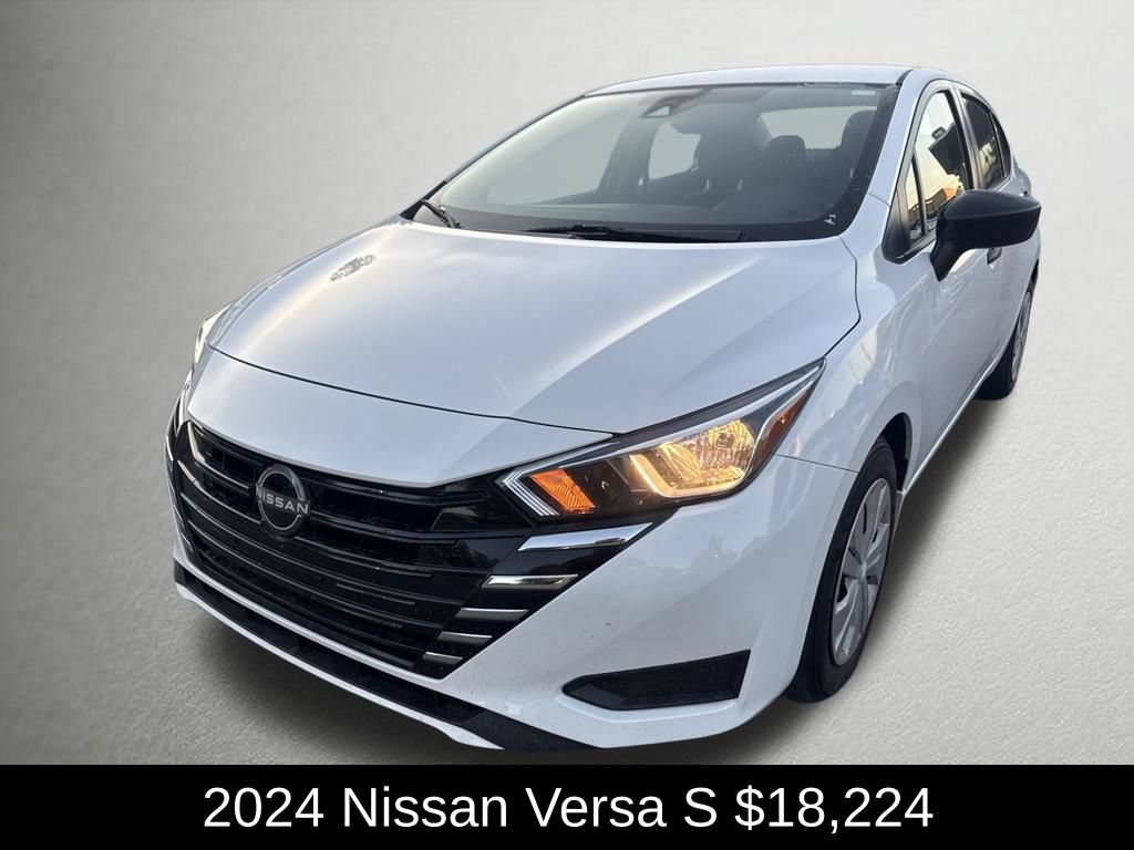 Used 2024 Nissan Versa S w/ Trunk Package FWD image 7