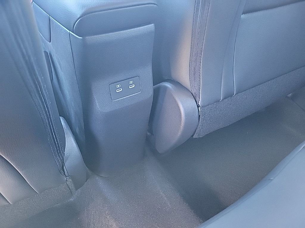 New 2026 Nissan Kicks SR w/ Cold Weather Package image 35