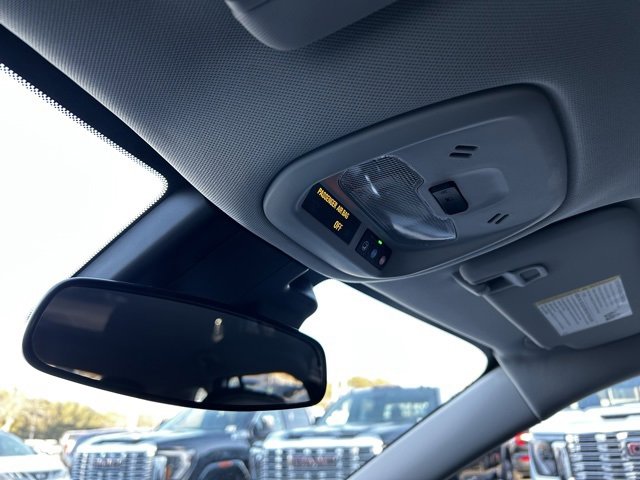 Used 2024 Chevrolet Trax LT image 24