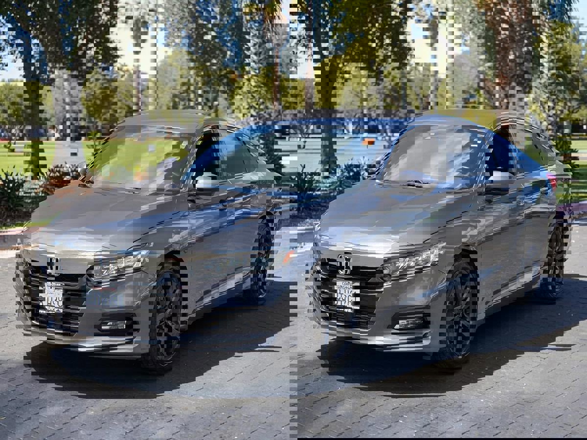 Used 2019 Honda Accord Sport image 4