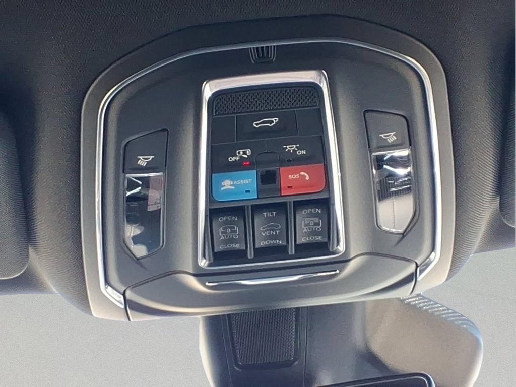 New 2026 Jeep Grand Wagoneer Limited AWD/4WD image 14