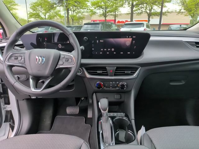 Used 2024 Buick Encore GX Preferred w/ Comfort Package FWD image 26
