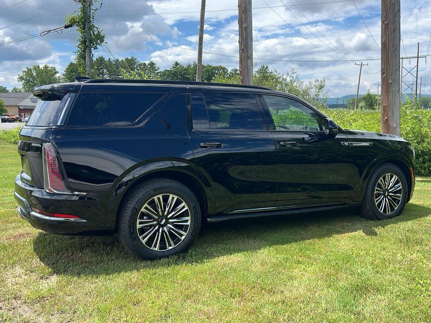 New 2026 Cadillac Escalade IQL Sport 1 image 27