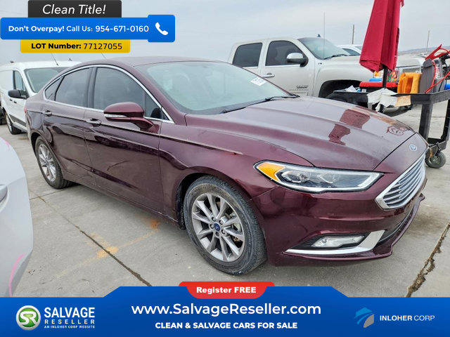 Used 2017 Ford Fusion SE w/ Fusion SE Technology Package image 4