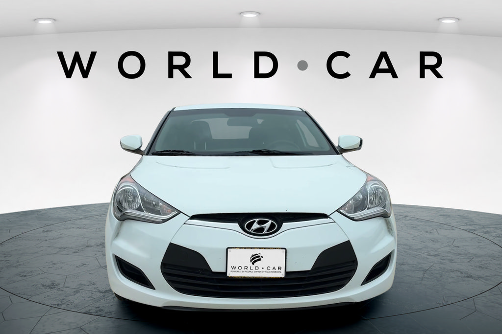 Used 2016 Hyundai Veloster FWD image 17