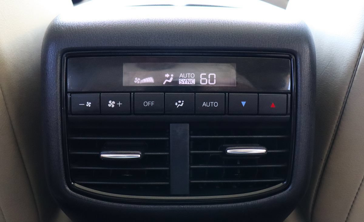 Used 2018 MAZDA CX-9 Touring w/ Touring Premium Package FWD image 35