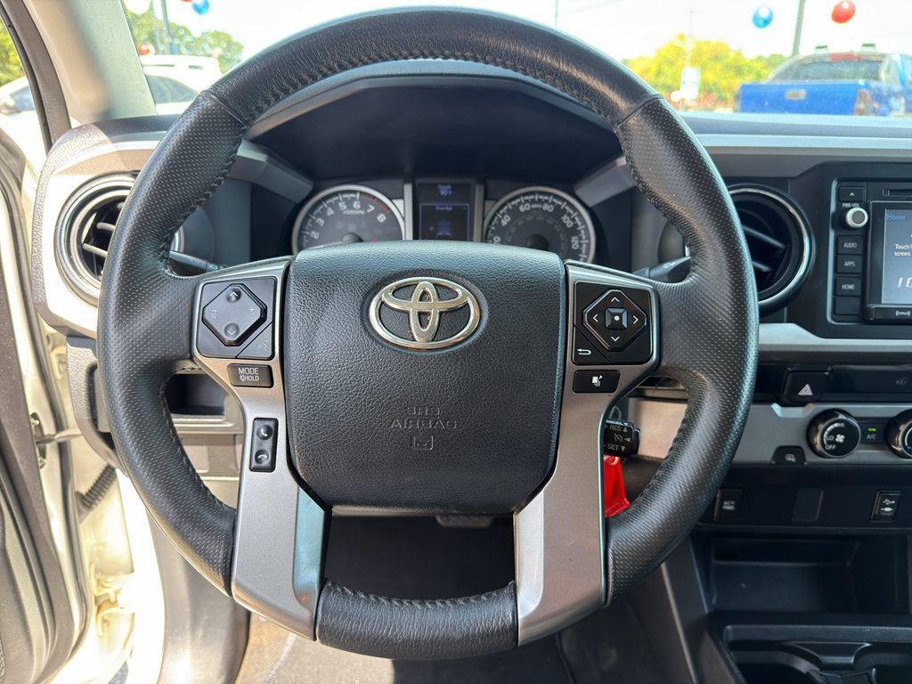 Used 2017 Toyota Tacoma SR5 w/ Tow Package RWD image 14