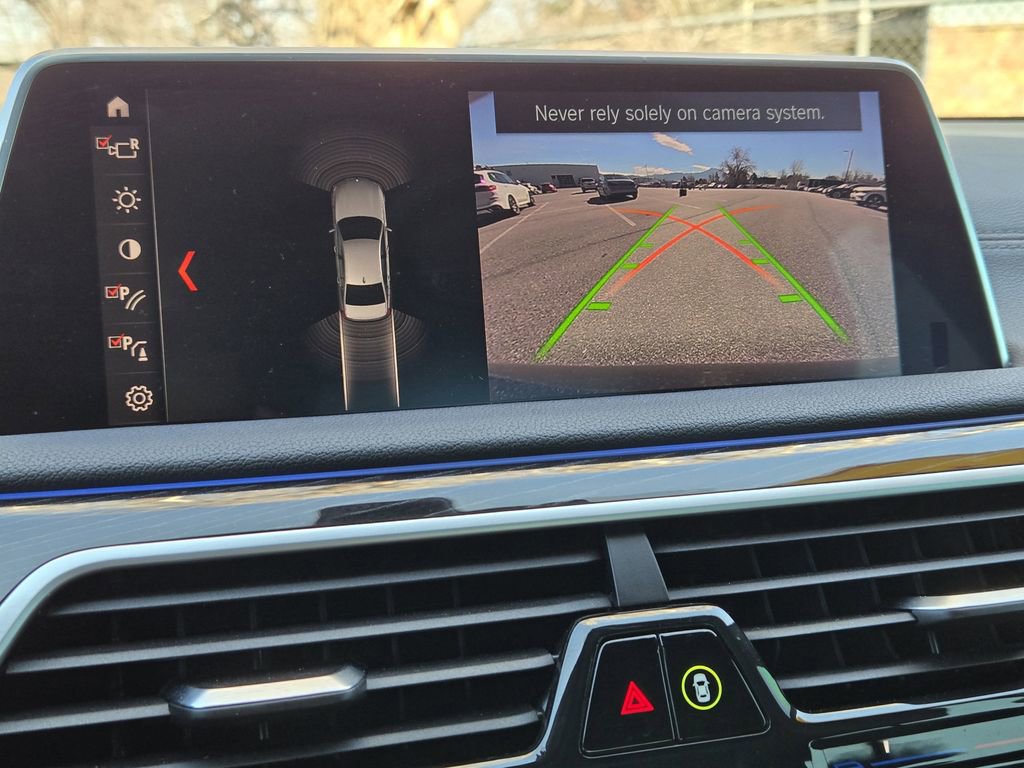 Used 2019 BMW 740i xDrive 740i xDrive w/ M Sport Package image 16