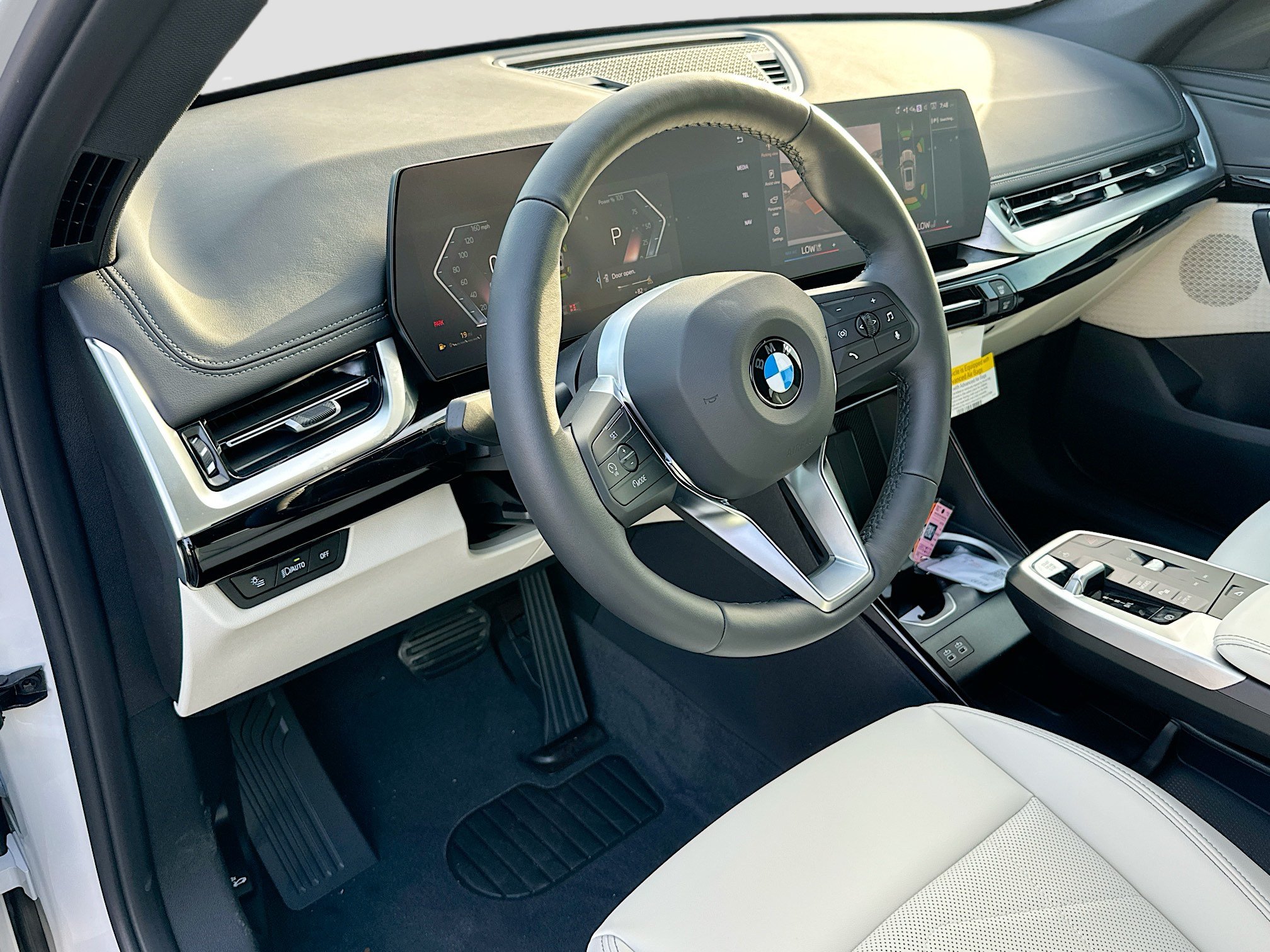 New 2026 BMW X1 xDrive28i w/ Convenience Package AWD/4WD image 7