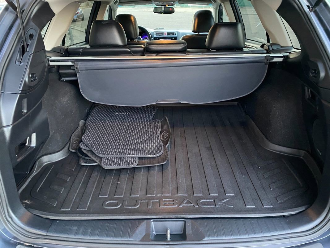 Used 2017 Subaru Outback 2.5i Limited w/ Popular Package #5 image 14