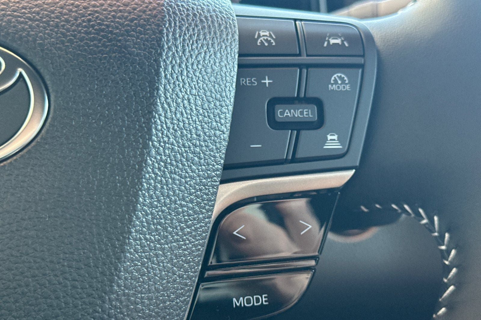 New 2026 Toyota Camry SE FWD image 27