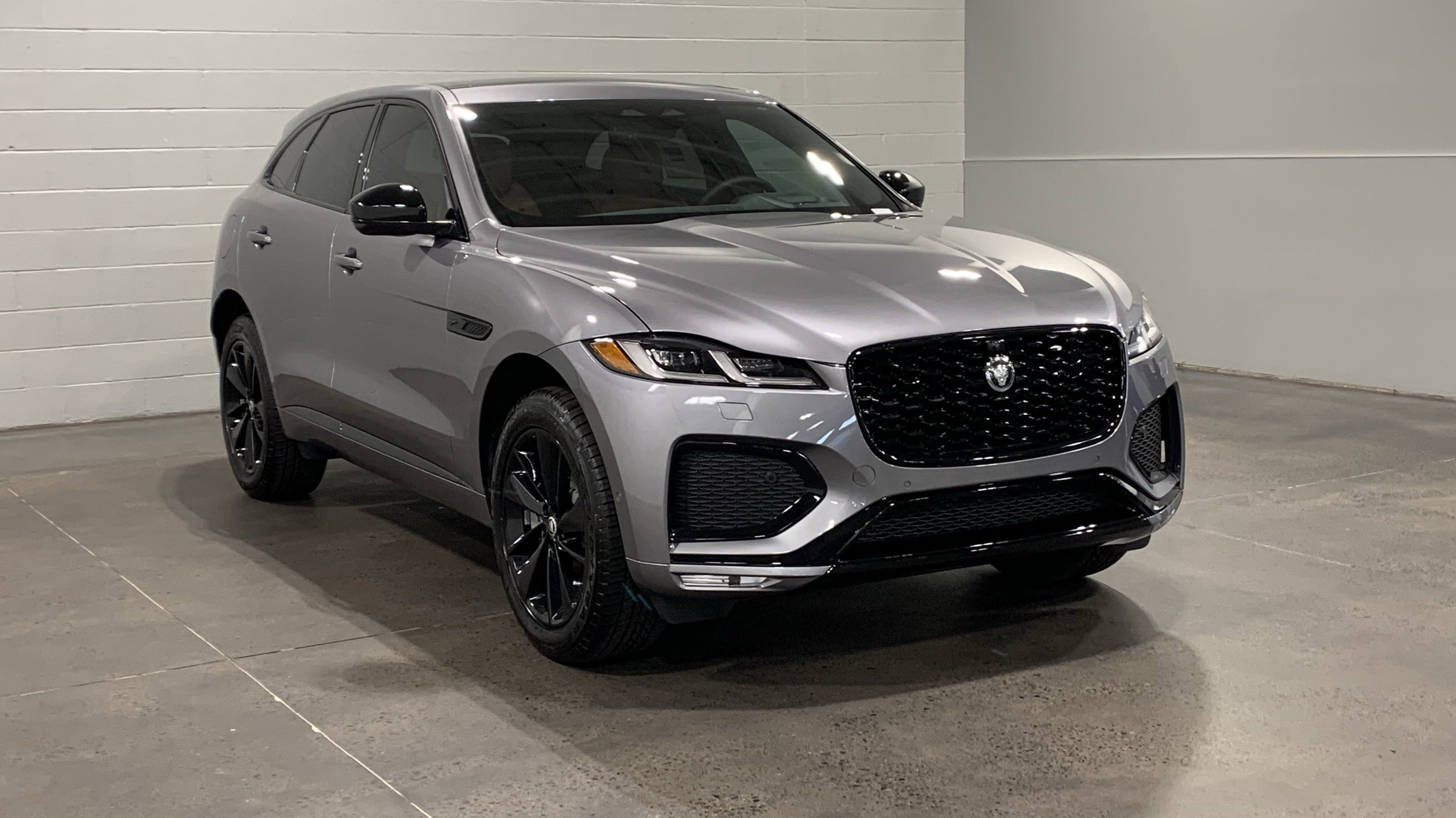 New 2026 Jaguar F-PACE R-Dynamic S image 11