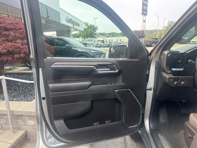 Used 2024 Chevrolet Silverado 1500 LT w/ Protection Package AWD/4WD image 10