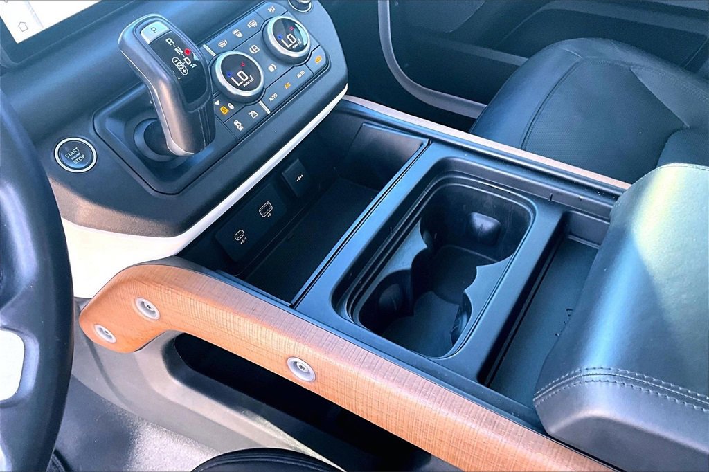 Used 2020 Land Rover Defender 110 HSE image 14