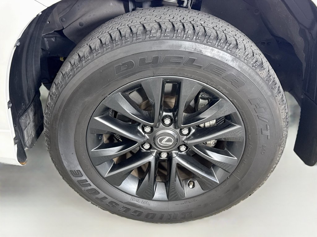 Certified 2023 Lexus GX 460 Premium AWD/4WD image 32