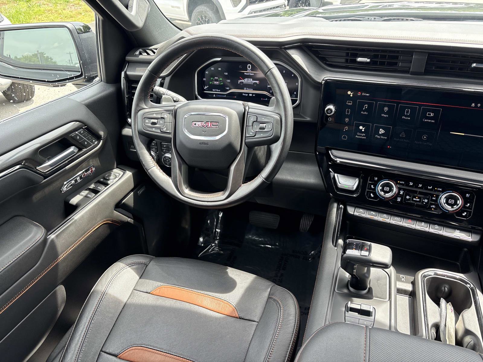 Certified 2023 GMC Sierra 1500 AT4 w/ AT4 Premium Package AWD/4WD image 29