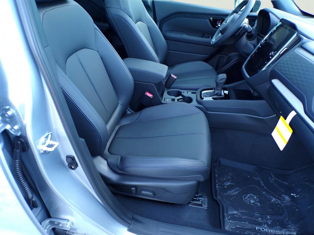 Certified 2025 Subaru Forester Limited image 17