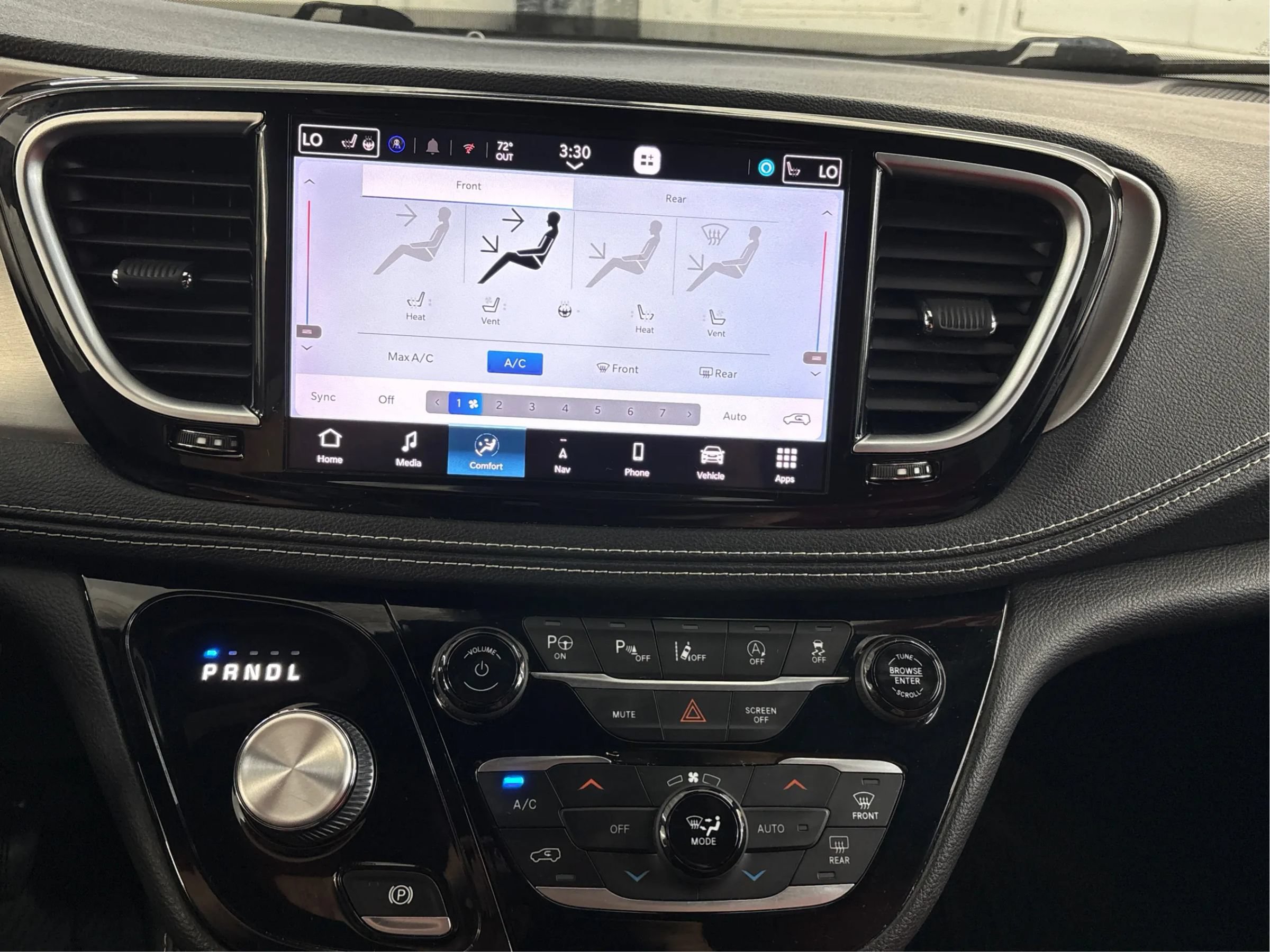 Used 2021 Chrysler Pacifica Limited w/ Premium & Safety Sphere Group AWD/4WD image 37