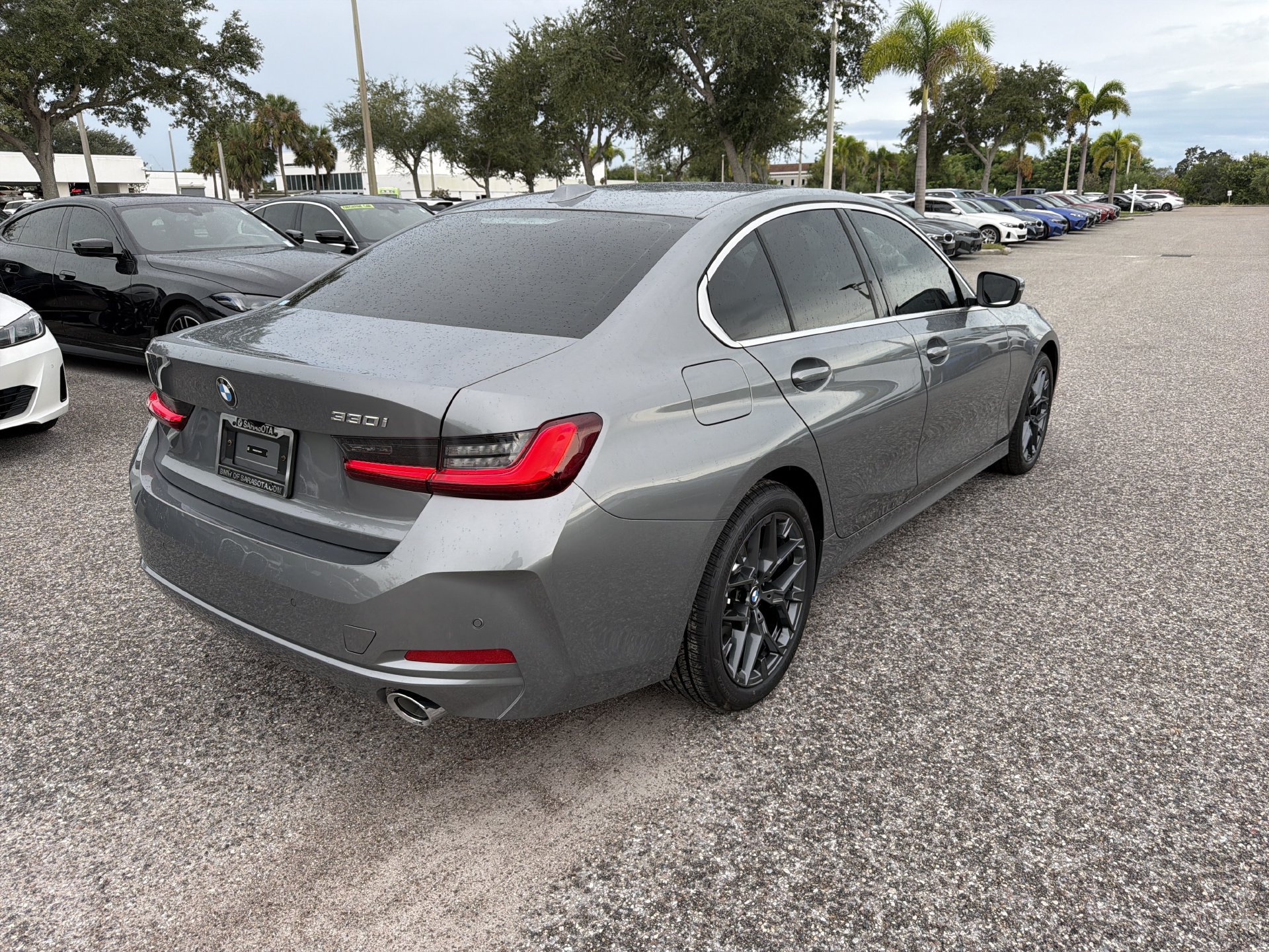 New 2026 BMW 330i Sedan w/ Convenience Package RWD image 4