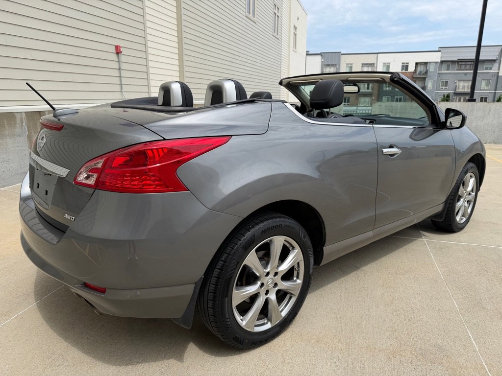Used 2014 Nissan Murano CrossCabriolet w/ Navigation Package AWD/4WD image 3
