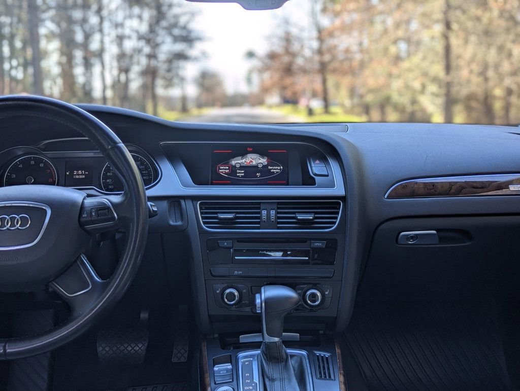Used 2013 Audi A4 2.0T Premium Plus w/ Premium Plus Pkg image 16
