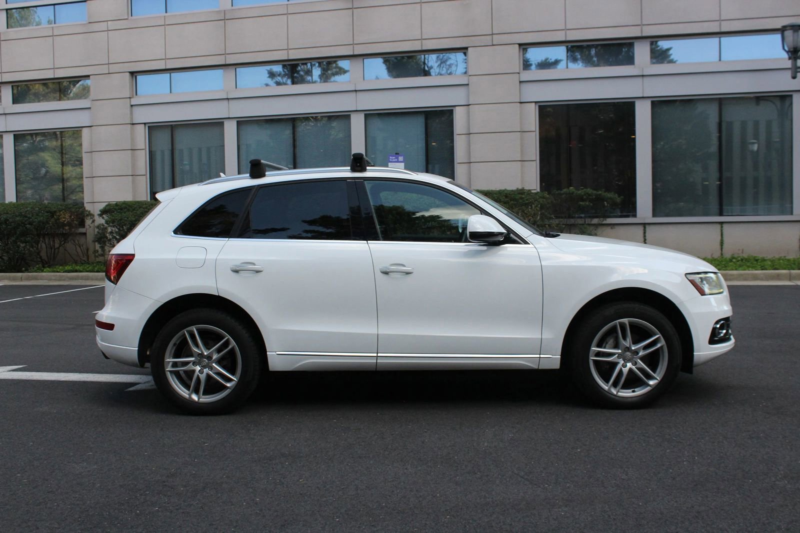 Used 2017 Audi Q5 2.0T Premium AWD/4WD image 6