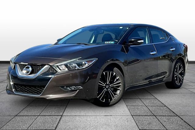 Used 2016 Nissan Maxima Platinum image 2